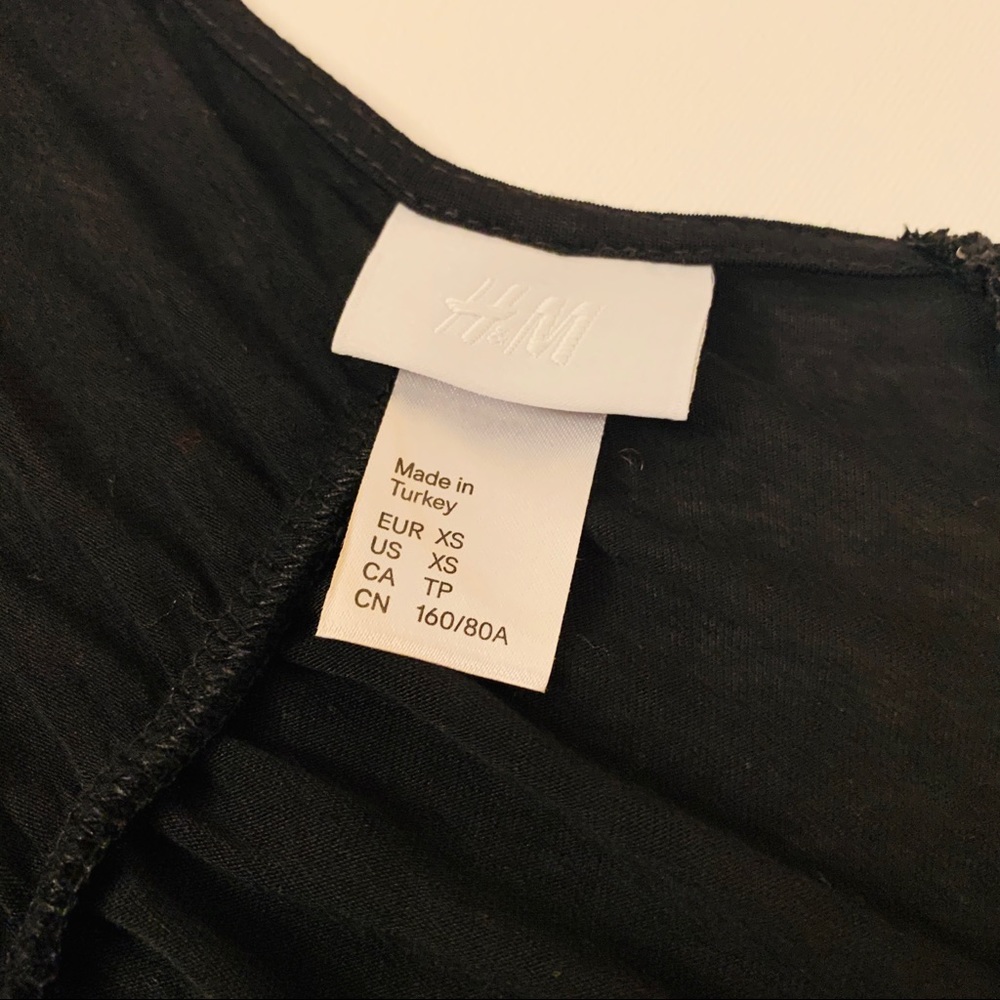 Express Ruched Black Top NWOT - Picture 3 of 4